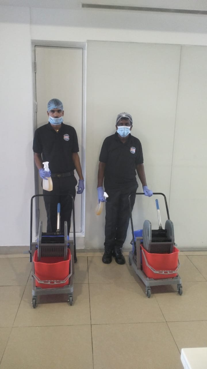 HoneyGo facility management team on site